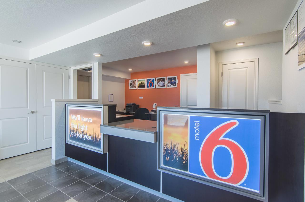 Motel 6-Liberal, Ks Kültér fotó