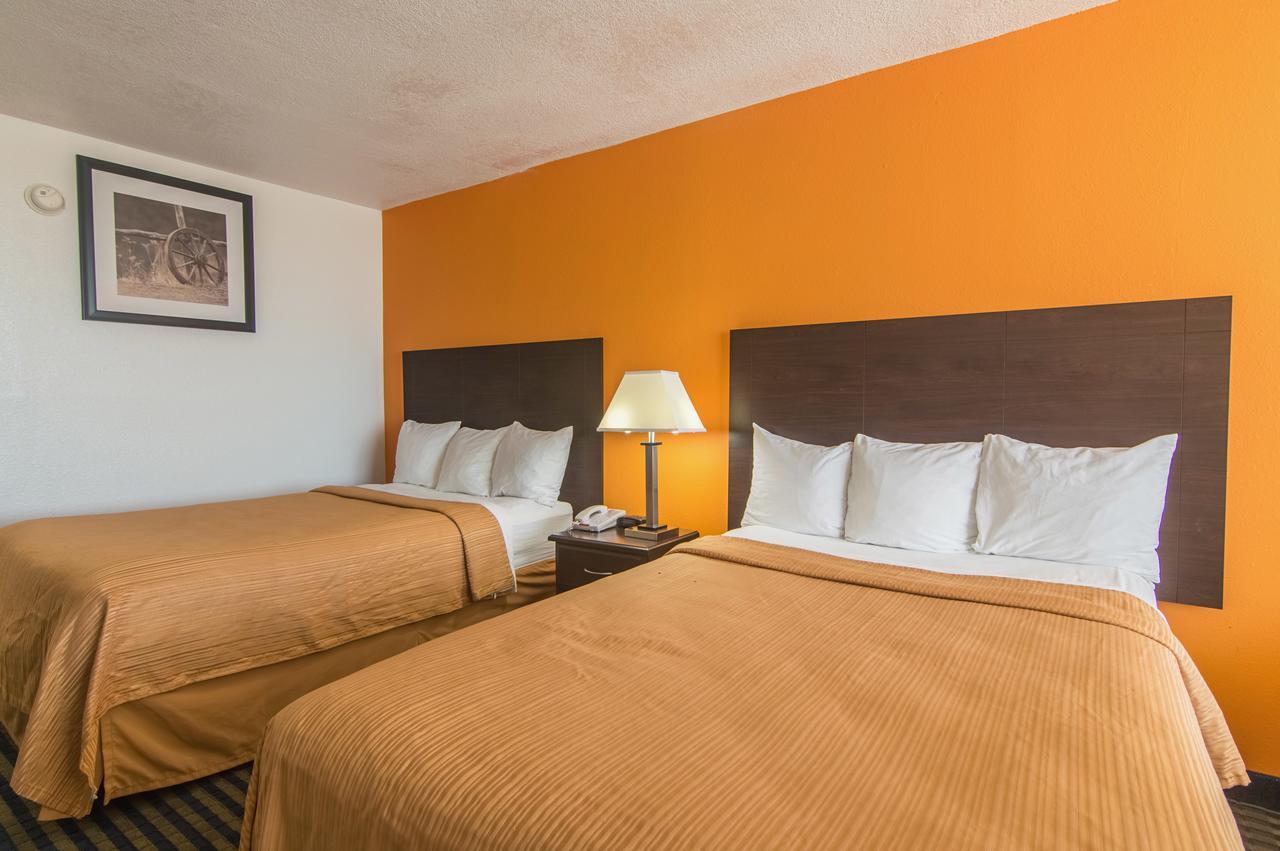 Motel 6-Liberal, Ks Kültér fotó